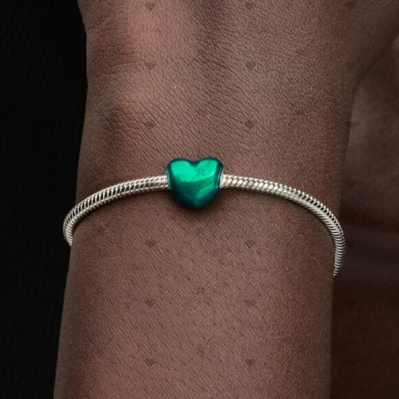 Pandora Metallic Green Heart Charm|Pendant - Picture 2 of 2